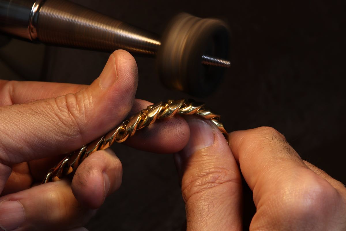 Bracelet Polish | Jax Jewelers House Jacksonville FL